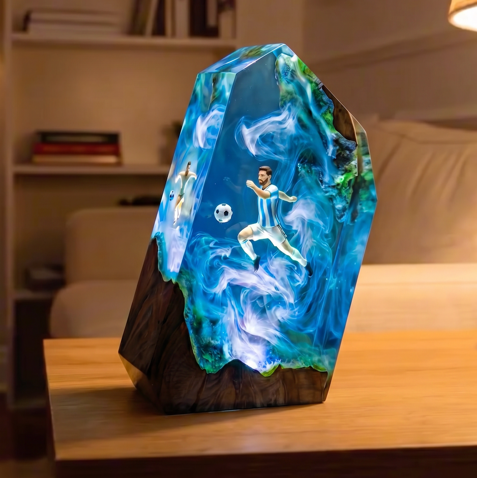 Messi Resin Lamp